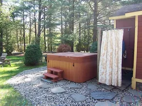 SWEETHEART, ADK LAKE CTRY HOME- HOT TUB, FIREPIT!! - Image 3