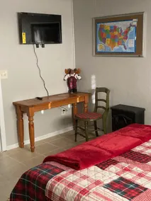Riverbend Retreat Cabin on Suwanee River - Image 3