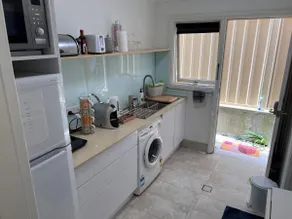 Private Studio near beach and shops - Image 5