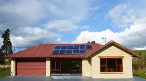 Mahana Farm Cottage - Image 2