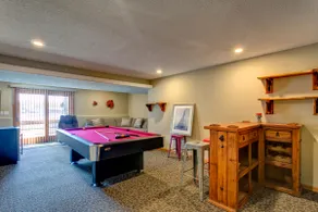 Beautiful 7 Bd w/Huge Dock, Boat Launch, Game Room - Image 3