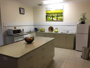 Lyreen's Apartment - Image 2