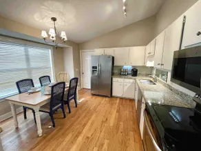 Lowcountry Oasis - 3 bed 2 bath - 5 min to the beach - fenced in yard - Image 5