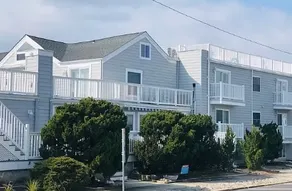 OceanBreeze: 2 Bed 2 Bath Condo on Beach w/ Pool - Image 2