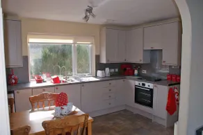Loch View Cottage - Image 5