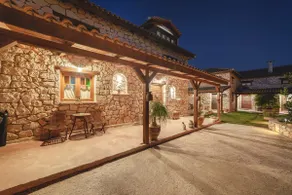 Stone Villa near the beach - Image 2