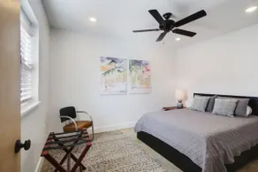 Steps to Audubon Park | Quiet+Modern | Black Pearl - Image 2