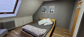 Cosy Little Apartment Near Everything - Image 5