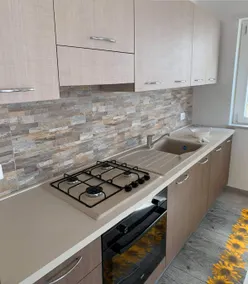Modern seaside apartment - Image 2