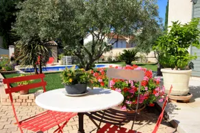 Charming independent apartment - Image 3