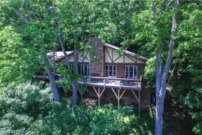 Mtn Retreat with Fireplace, Views, and Large Porch - Image 5