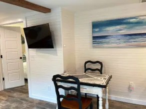 Beach Walk Bungalow 1Bedroom 1Bath, 4 blocks to the beach!! Private Courtyard - Image 3