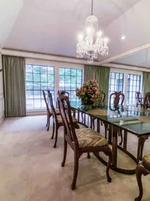 Elegant,spacious and fun, central home - Image 2
