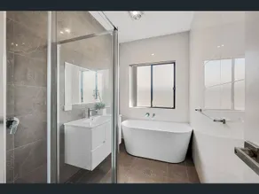 House in Collinswood 3 Bedrooms. Sleeps 9 - Image 3