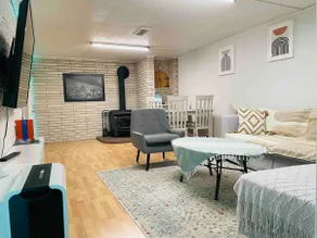 Cozy Home-near downtown &Ulaval with free parking - Image 3