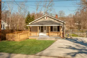 2BR - Winston's - Salem - Casa Nova - Getaway - Image 2