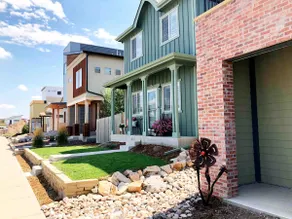 Amazing 4B house; DOG friendly w/fenced yard;OTN - Image 4