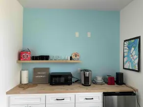 Waterfront Warm Beach guesthouse Stanwood lovely - Image 4