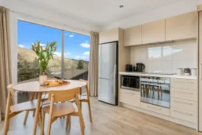 Quaint Sanctuary on Quartz - Image 2