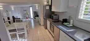 Modern furnished 2-room apartment, parking, garden, all comforts - Image 3