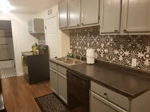 Victorian Blue, remodeled private apartment - Image 2