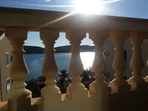 Family-friendly holiday beach apartment in the first row to the sea (C6) - Image 2