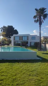VILLA EULALIA, LUXURY ON THE FIRST LINE OF THE SEA - Image 4