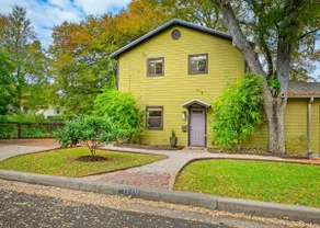 Chill in Cherrywood Close to UT, Downtown - Image 2