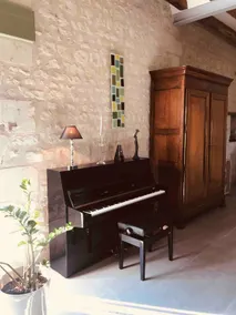 Beautiful country home - Image 5