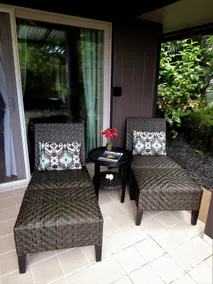 Hala Kahiki Punaluu | Ocean View | Cozy Lanai - Image 4