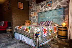 Boutique country house with fun areas - Image 5