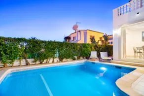 WHome | Prime Hideaway Luxury Villa - Image 5