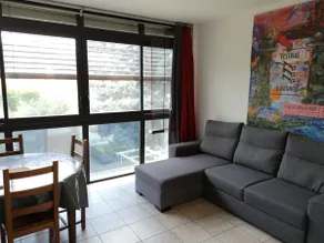 House separated into two separate apartments - Image 3