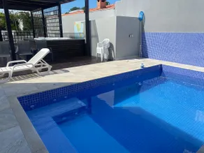 Private, 100 from the beach with pool, deck and spa - Image 4