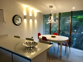 ”4 mins Bed 2 Beach” - Amazing views: 9 Oceanpoint - Image 3