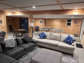 Kilmer Lodge Set in the woods - Image 2