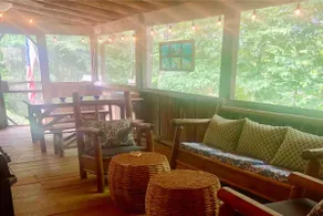 Historic Mountain Cabin in Beautiful Lake Rabun - Image 4