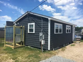Beautiful Blue Chair Bungalow, East Matunuck - Image 5