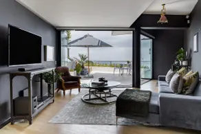 Magnificent Clifton Retreat with Unparalleled Ocean Views! - Image 2