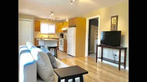 Charming 1BR Apt w/ Free Parking 5 Mins to Ottawa - Image 4
