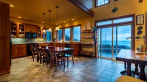 Vanishing Sands, Sleeps 4, Pet Friendly, Hot Tub, Oceanfront, Beach Access, WiFi, BBQ - Image 5
