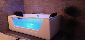 Sol de Jerez Studio - Jacuzzi - Image 5