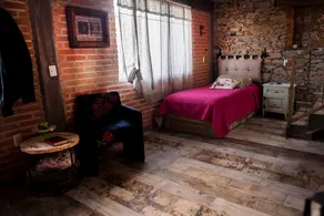 A Country Apartment with WiFi, Terrace, and Parking - Image 4