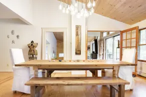 Hilltop Hideaway Forest Villa on 13 acres! - Image 5
