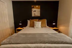 The Modern Georgian - 6 min to I95, 3 Bd-2 Ba - Image 4