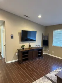 ★Tasteful Turlock Abode Is Here, Entire 3BD 2BA★ - Image 3