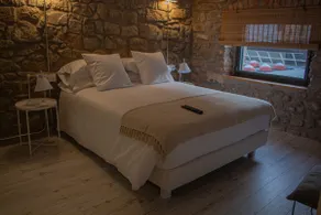 La Casa Del Miracle - Image 3