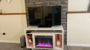 Adorable studio with brand new furniture - Image 3