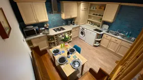 Spacious luxury flat in Swanage, close to beach with parking - Image 3