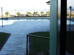 Apt with pool by the sea, steps from the sand - Image 3
